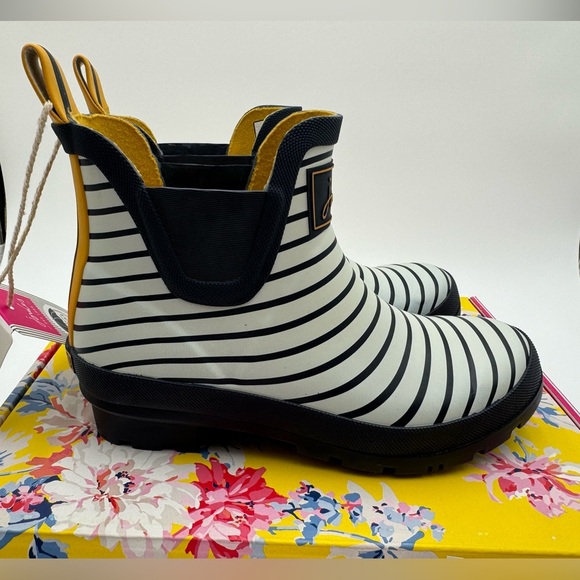 Joules - Wellibob - super cute Rain Boots - size 6 - NWT /NIB - Picture 8 of 9